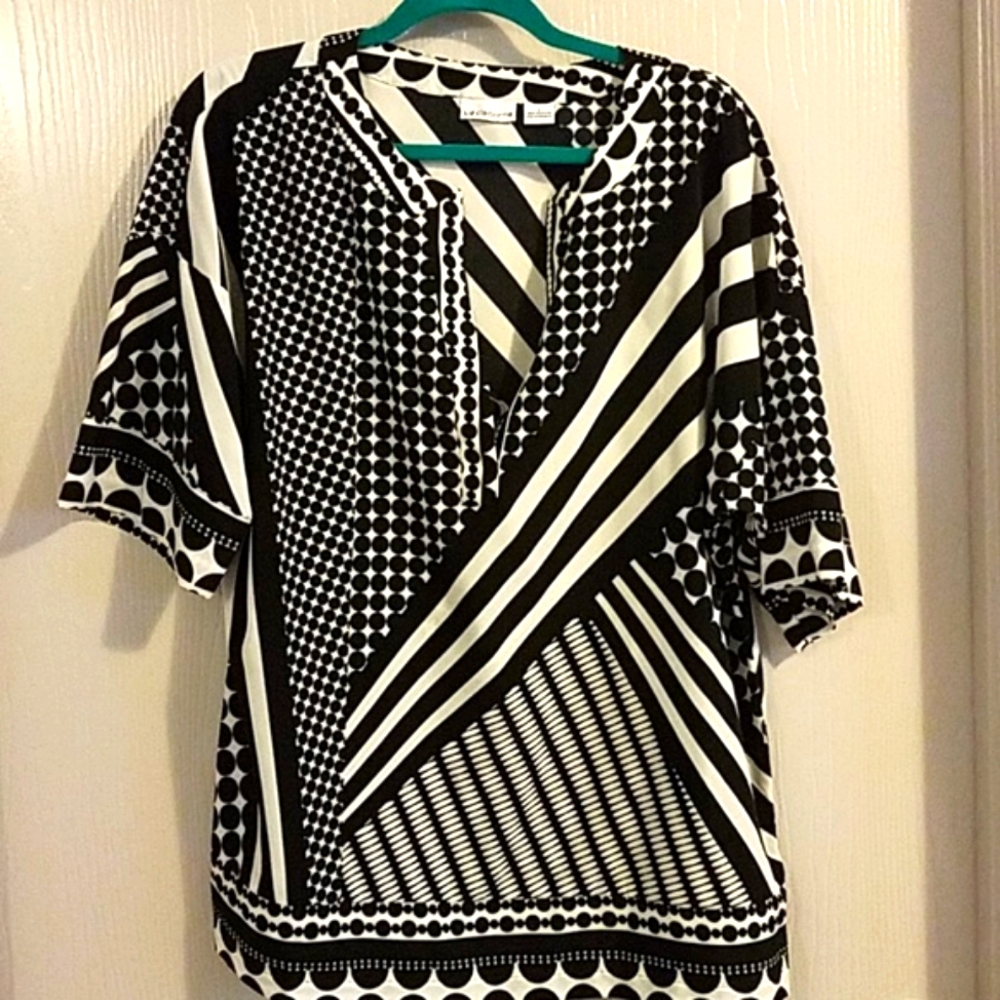 NEW Liz Claiborne Top L New without tags